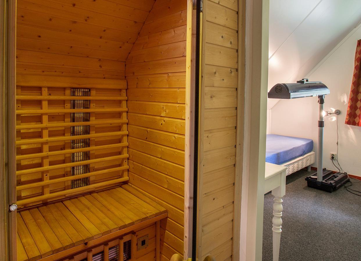 Roompot Recreatiepark De Tolplas Vriezenveen Room photo