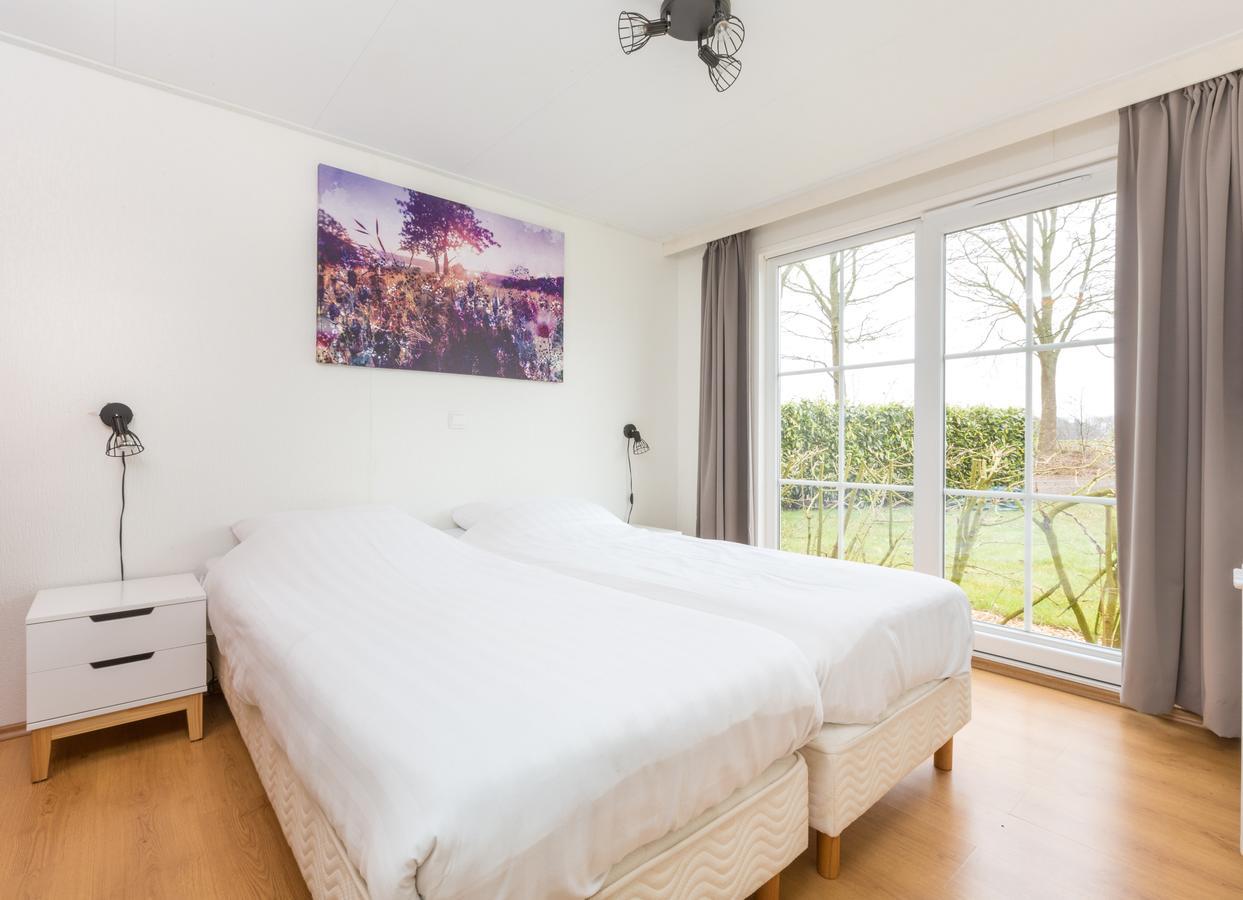 Roompot Recreatiepark De Tolplas Vriezenveen Exterior photo